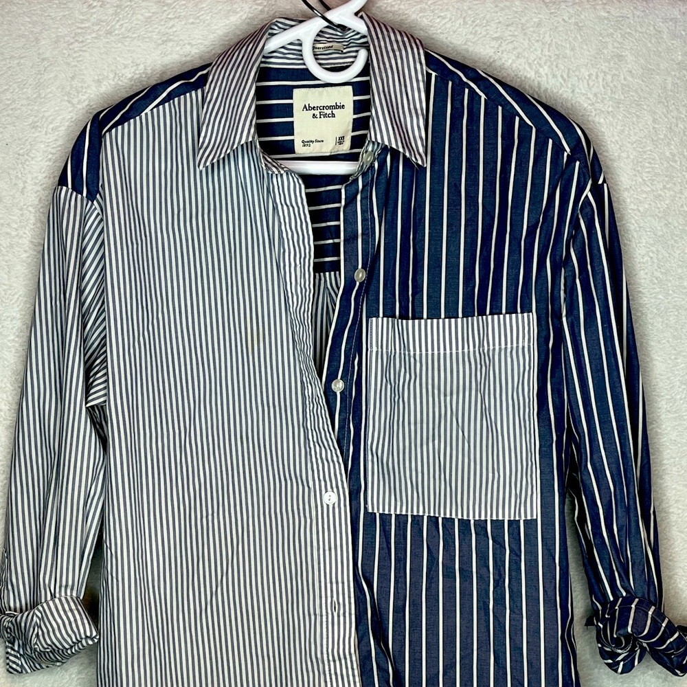 Abercrombie & Fitch top